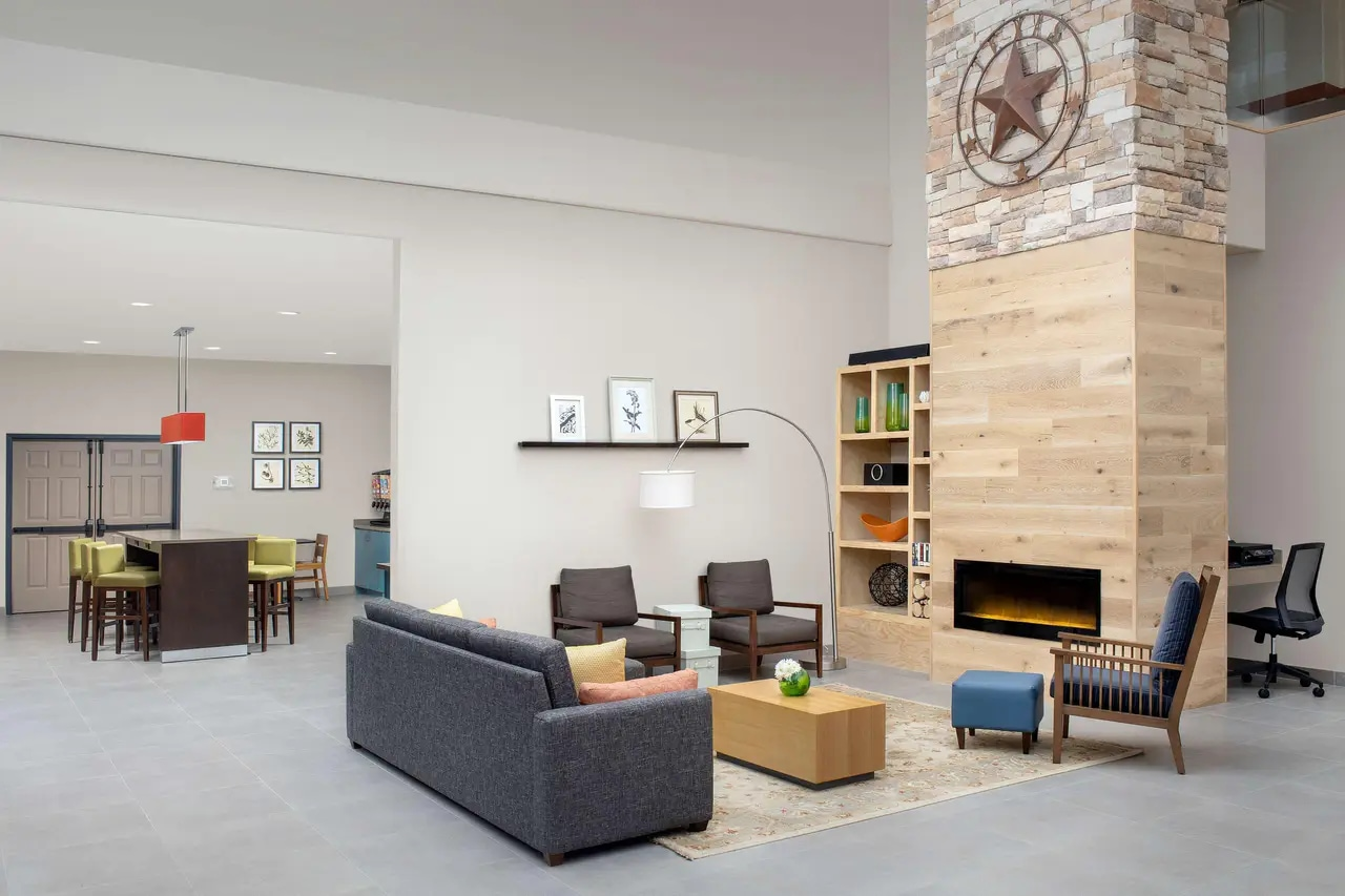 Hotel Lobby
